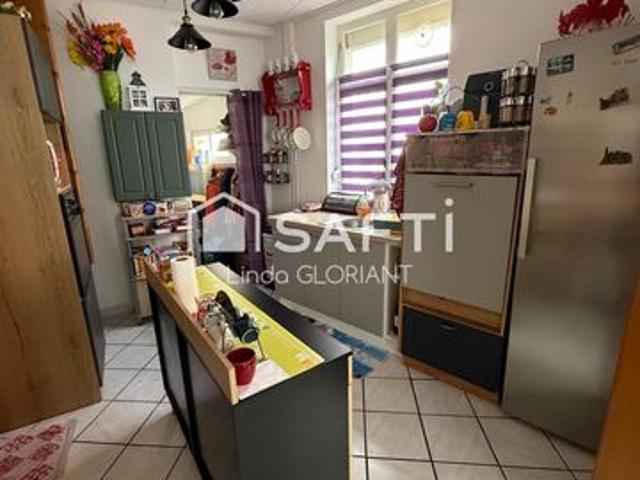 Maison de 68 m2: 2 chambres / cour / cave