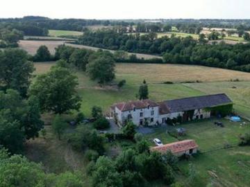 Maison de 6 chambres avec gîte de 2 chambres, 14 h