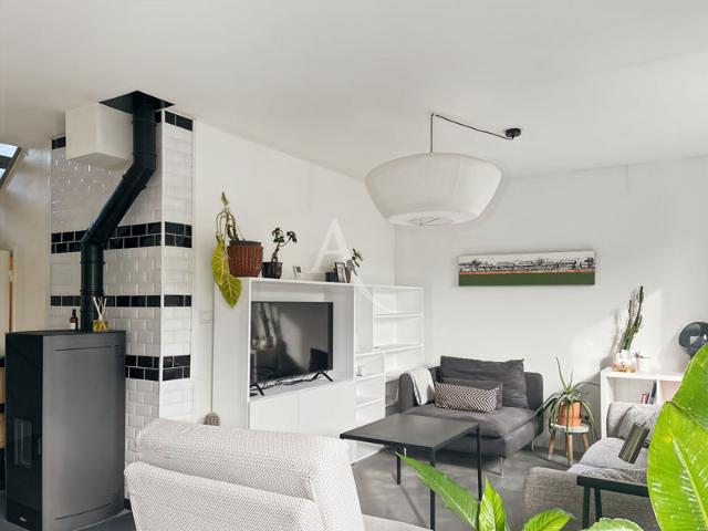 Maison de 6 pièces150 m2 sur sous sol