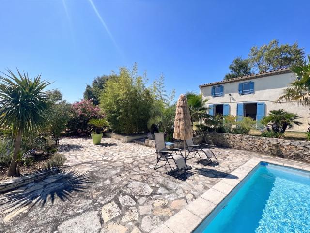 Maison de 6 pièces 207m² Bram