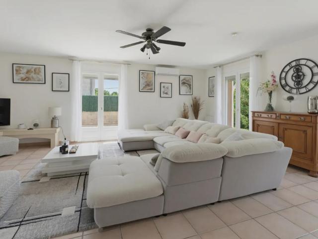 Maison de 6 pièces de 154 m² à Blésignac