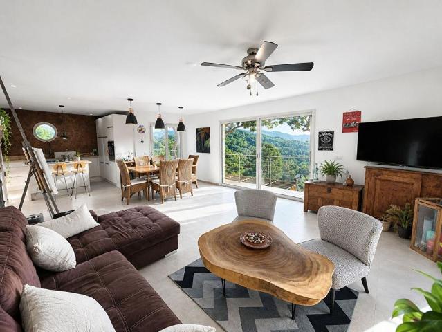Maison de 6 pièces de luxe en vente à Sainte Lucie de Porto Vecchio, Corse