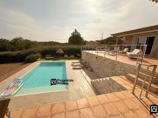 Maison de 6 pièces de luxe en vente à Sainte Lucie de Porto Vecchio, France