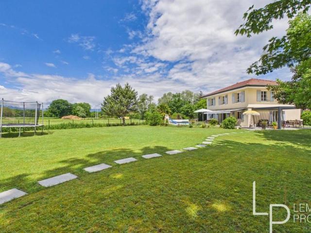Maison de 6 pièces de luxe en vente à Sciez, Auvergne Rhône Alpes