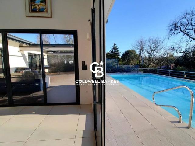 Maison de luxe de 7 pièces en vente à Tabanac, Nouvelle Aquitaine