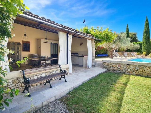 Maison de 6 pièces de luxe en vente à Uzès, France