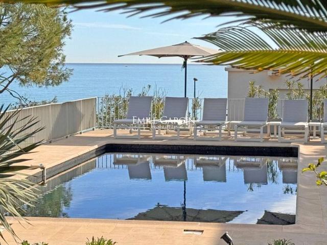 Maison de 6 pièces de luxe en location à Cap d'Antibes, France