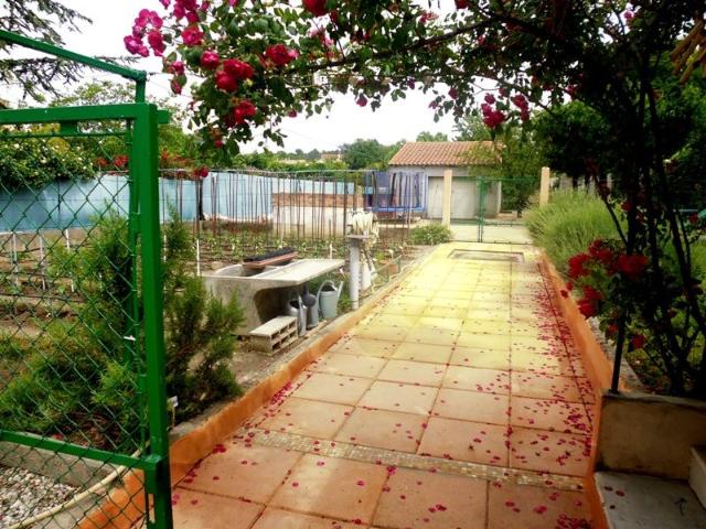 Maison de 70m2 à louer sur Lézan
