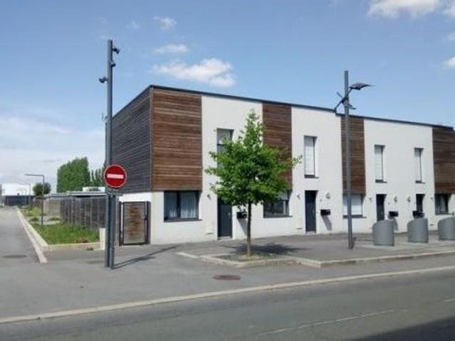 Maison de 76m2 à louer sur Sin le Noble