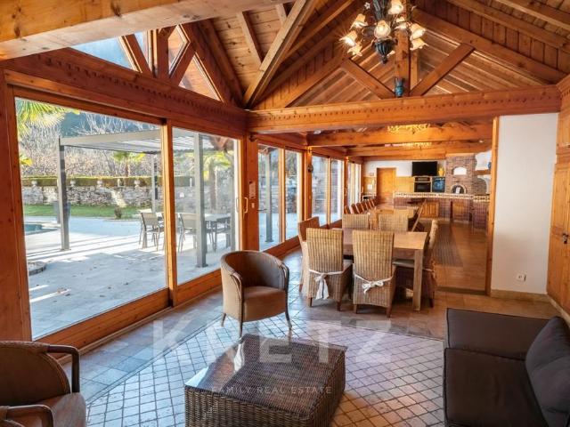 Maison de 800 m2 Moûtiers Tarentaise Les 3 Vallées 800m² Moûtiers