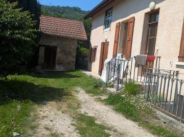Maison de 80m2 à louer sur Vaulnaveys le Haut
