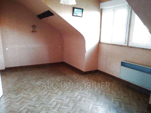MAISON DE 81.94 M² A RESTAURER