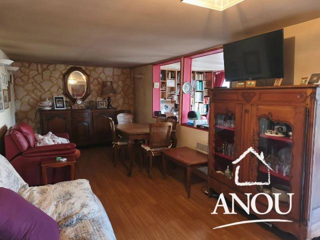 MAISON DE 85 m2 A RENOVER