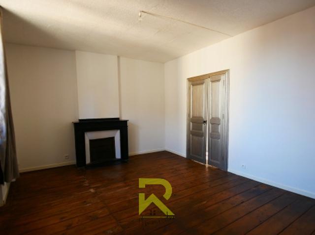 Maison de 85 m2 sur capendu 11700