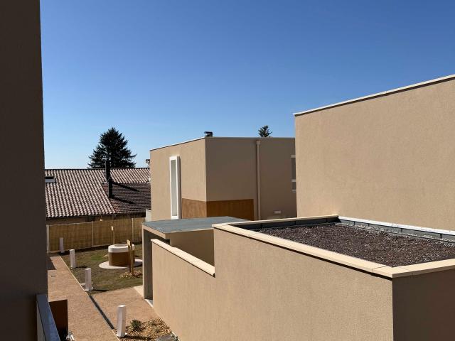 Maison de 89.57 m² à NEYRON