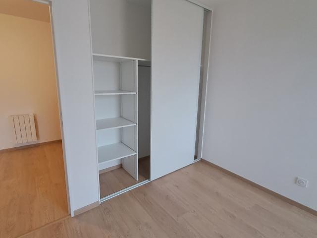 Maison de 89.57 m² à NEYRON