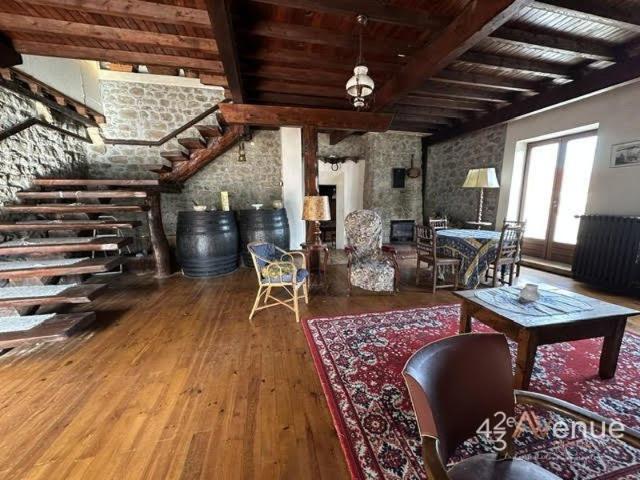MAISON DE 8 PIÃ?CES