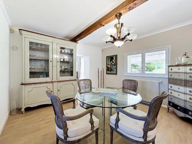 Maison de 8 pièces de 190 m² à La Bastide de Besplas