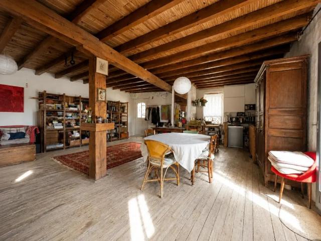 Maison de 8 pièces de 224 m² à Gaja la Selve