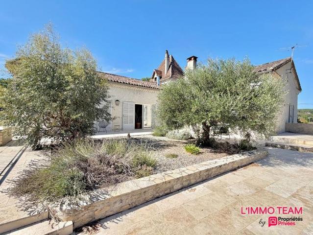 Maison de 8 pièces de luxe en vente à Cahors, Occitanie