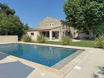 Maison de 8 pièces de luxe en vente à Châteaurenard, Provence Alpes Côte d'Azur
