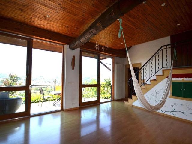 Maison de 8 pièces de luxe en vente à Lentilly, France
