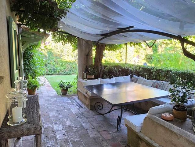 Maison de 8 pièces de luxe en vente à Saint Tropez, Provence Alpes Côte d'Azur