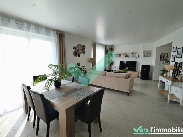 Maison de 93 m2 avec jardin et garage entièrement rénovée Montmirail