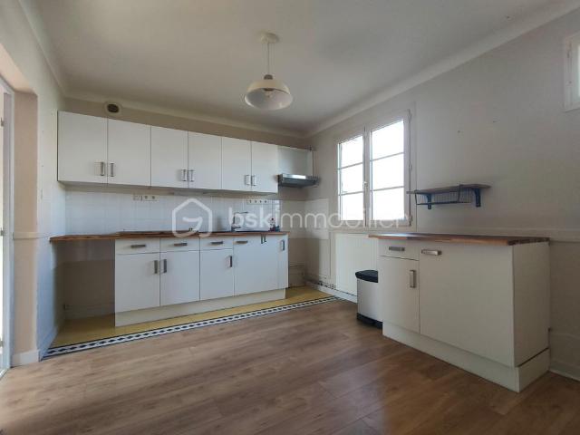 Maison de 97,63 m² à Saint Hilaire La Palud