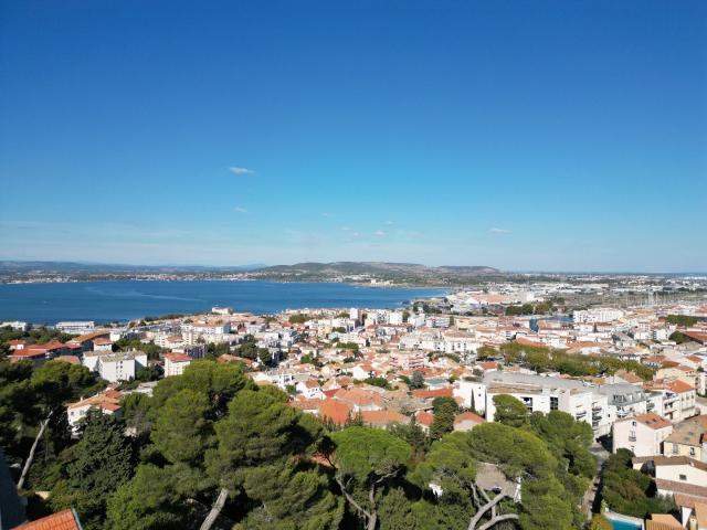 Maison de 98.56 m² sur un terrain de 673 m² avec vue panoram. 98m² Sète