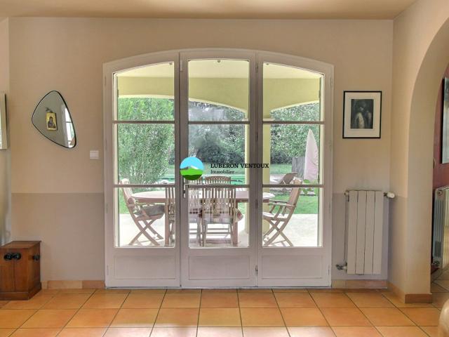 Maison de construction traditionnelle de plus de 200 m² au c. 204m² Carpentras