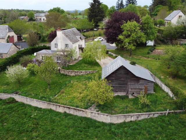 Maison de campagne 100m² Saint Symphorien de Thénières