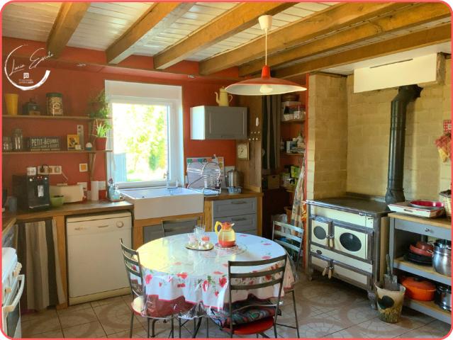 Maison de campagne 159 m² 5 chambres Terrain 8000 m² Proche Aubusson