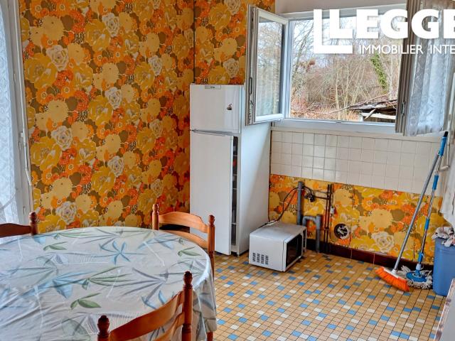Maison de campagne, 209m2, 7 chambres, cuisine, salon, salle de bain, appartement, petite maison, grange