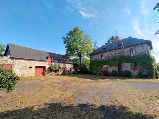 Maison de campagne Courcite 4 pièce s 112m² étang 112m² Courcité