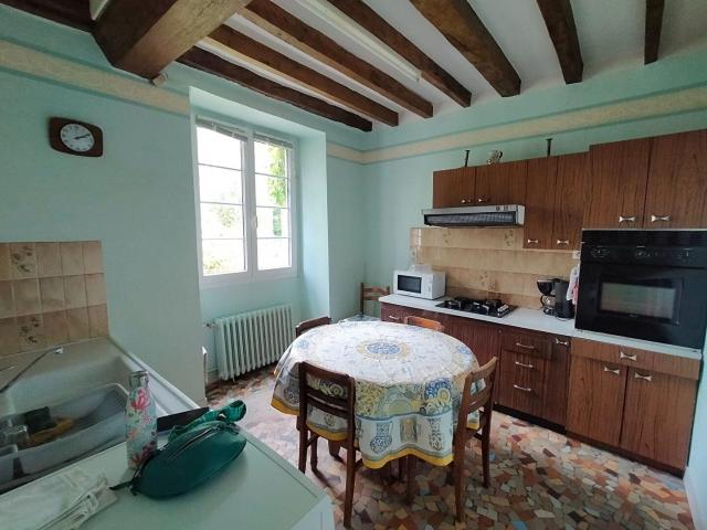 Maison de campagne Courcite 4 pièce s 112m² étang 112m² Courcité