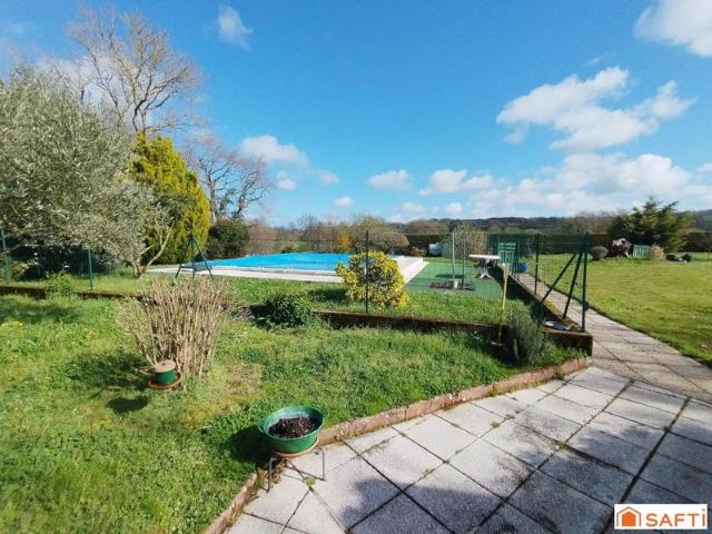 Maison de campagne: charme de la pierre, vue dégagée et tranquillité assurée !