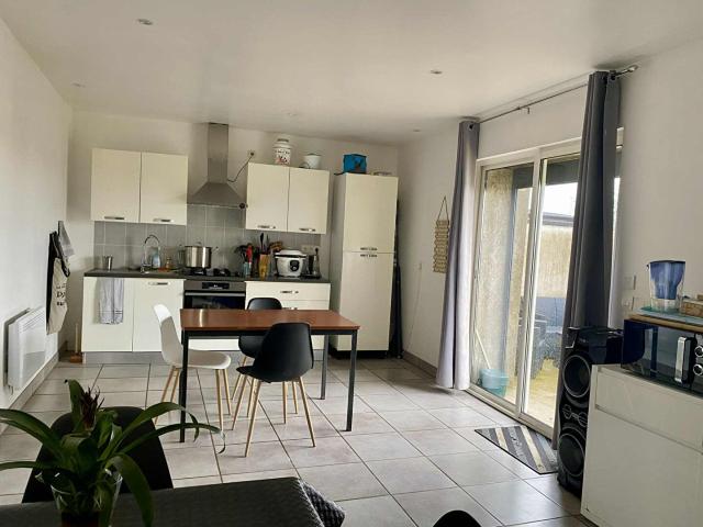 Maison de campagne à vendre sur la commune du Le Pin 5 piè. 138m² Le Pin