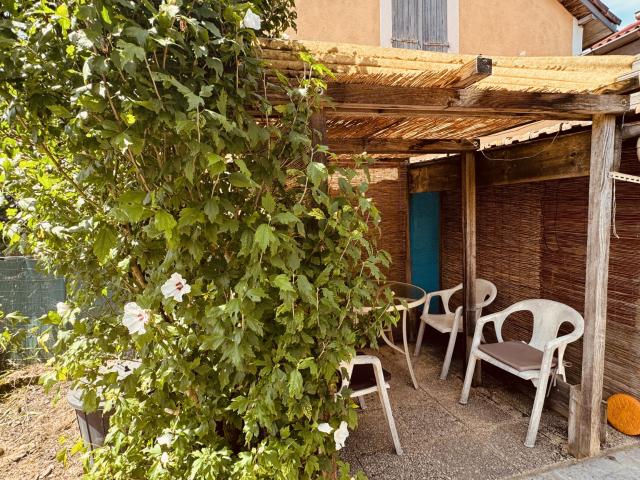 Maison de campagne à Massangis au prix de 55 000 € F.A.I