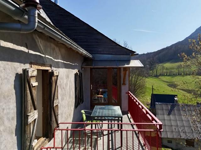 MAISON DE CAMPAGNE À MOULIS