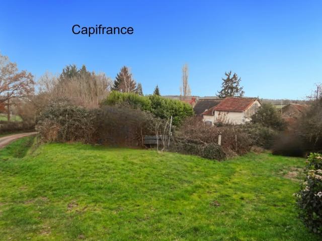 Maison de campagne à rénover – Beau potentiel – Terrain 1 060 m²