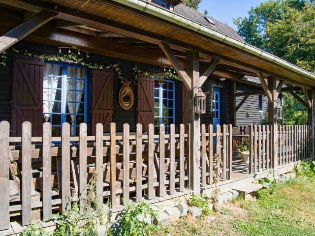 Maison de campagne atypique 20 mn mer