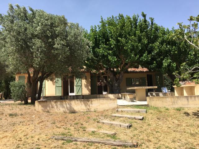 MAISON DE CAMPAGNE AU COEUR DES VIGNES