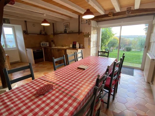 Maison de campagne avec dépendances et piscine chauffée. 160m² Montmoreau