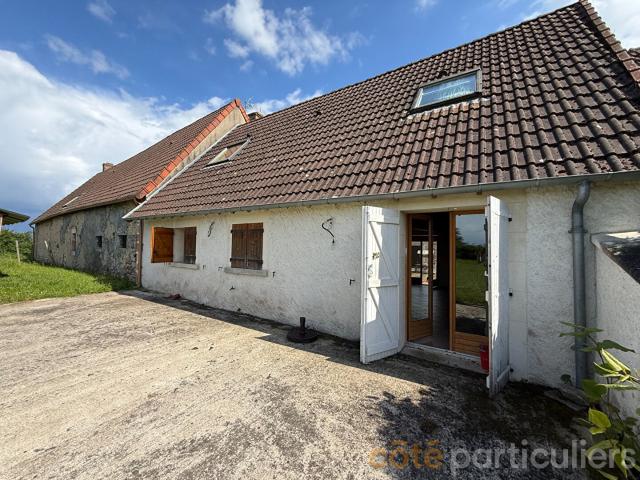Maison de campagne avec dépendances sur 1 260 m² de terrain 100m² Epineuil le Fleuriel