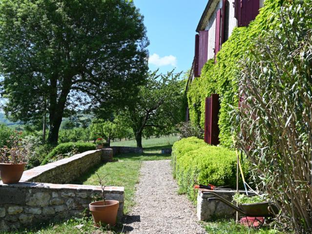 Maison de campagne avec grange et Pigeonnier