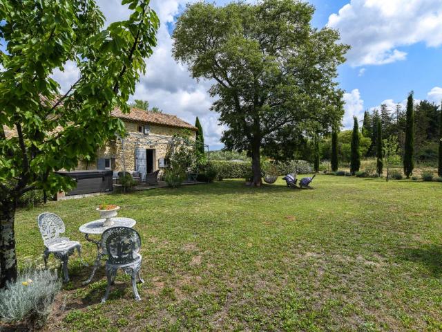 Maison de campagne avec maison d’invités et jardin 222m² Uzès
