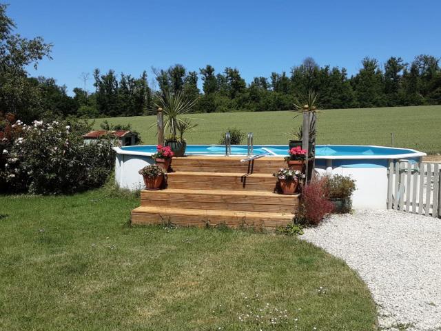 Maison de campagne avec maison d'amis attenante. Proche Ribé. 218m² Saint privat en périgord