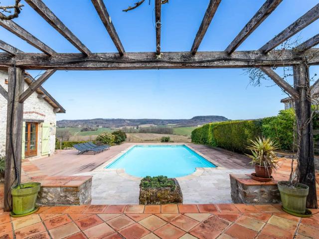 Maison de campagne avec piscine 196m² Tournon d'Agenais