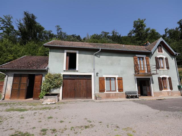 Maison de campagne dans un charmant emplacement naturel avec. 120m² Ronchamp